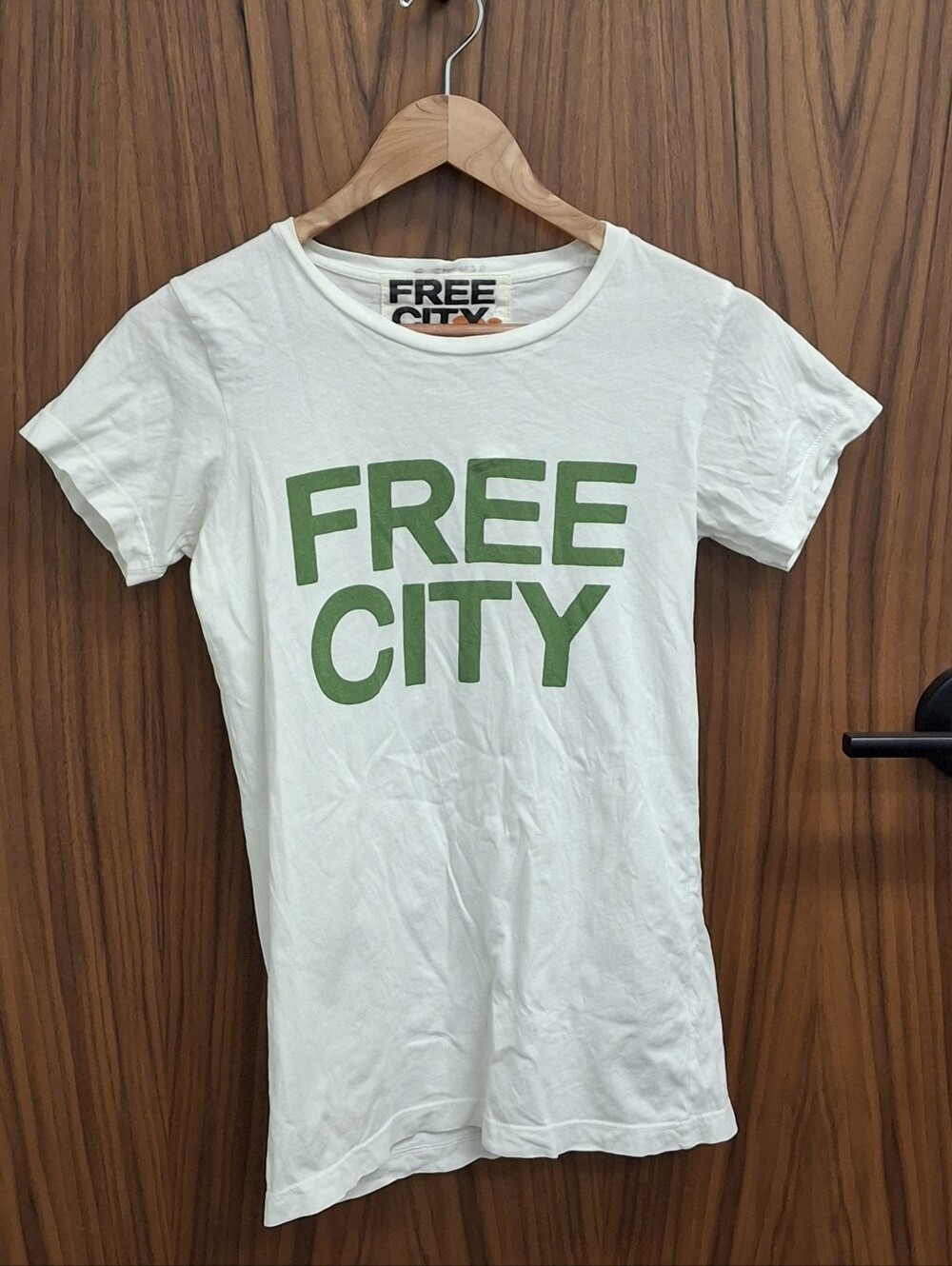 FREECITY Neighborhood T-shirt SZ XS